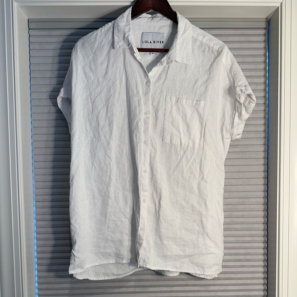 Lola River Tops - Lola River white linen blend short sleeve button down B-10